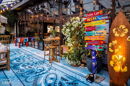 Immersive western space